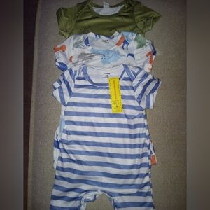 NWT Shein Bundle Of 3 Boys Onesies, Size 1-3 Months